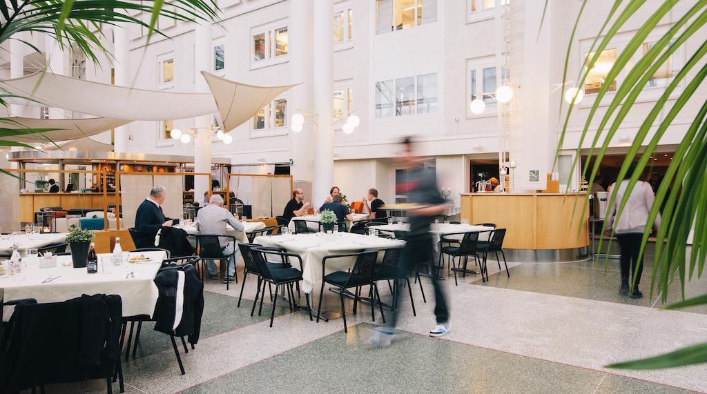 Quality Hotel Vaesteras エクステリア 写真